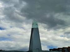 Grote klokken in toren Ede-Wageningen lopen eindelijk synchroon én gelijk: ‘Vermoedelijk is elektronica de boosdoener’ 