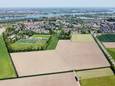Luchtfoto van het plangebied aan de zuidkant van Woudrichem.