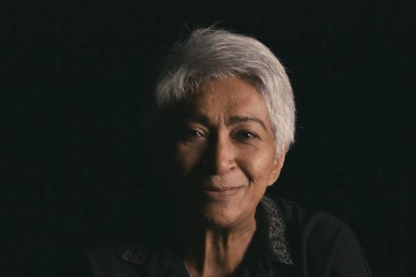 First Contact: An Alien Encounter