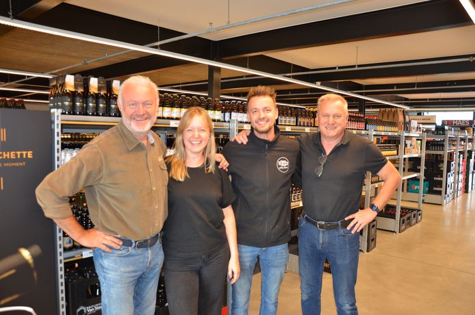 Dranken Van Eetvelde verhuist Lokerse winkel naar Gentse Steenweg ...