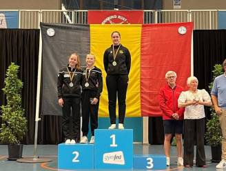 Lise Martens Belgisch kampioen op dubbele minitrampoline categorie 13-14 jaar