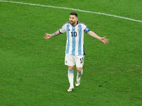 Lionel Messi passeert Lothar Matthäus en pakt met openingsgoal nog een record