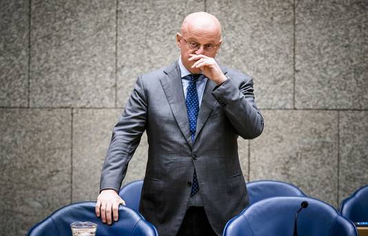Minister Ferd Grapperhaus van Justitie (CDA) in de Tweede Kamer.  Hij kondigde na de moord op Humeyra ook weer een serie maatregelen aan.