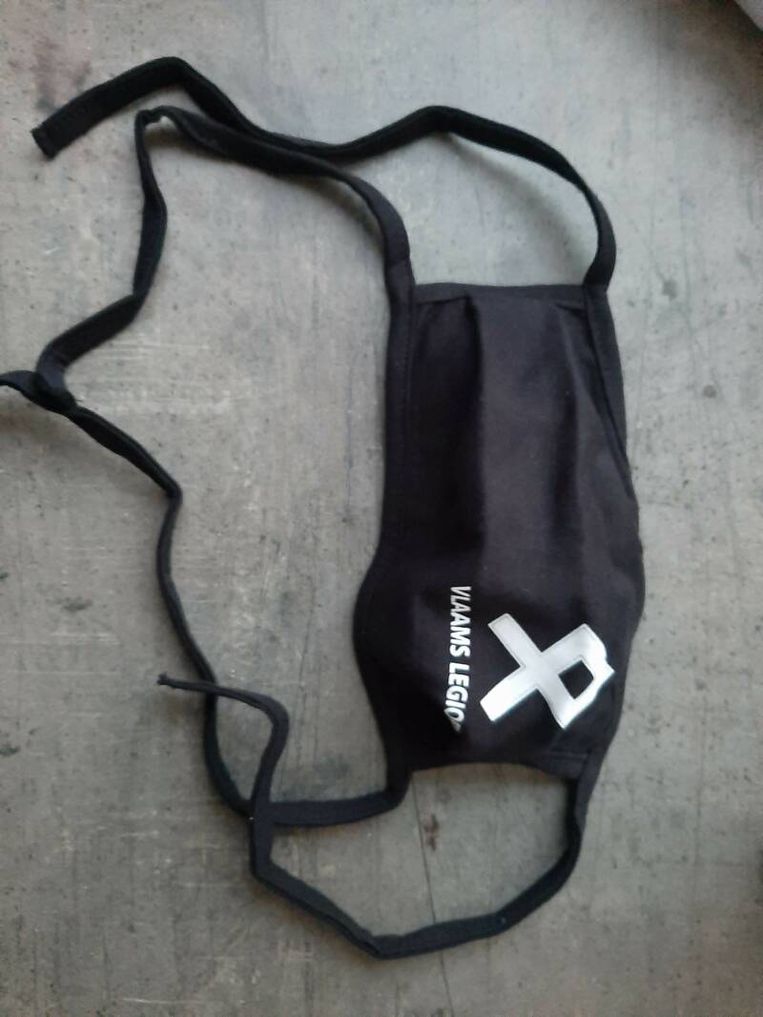 Merchandising van Vlaams Legioen. Beeld Vlaams Legioen