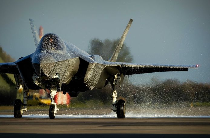 De F-35 Joint Strike Fighter waarmee Defensie straks vanaf vliegbasis De Peel wil gaan oefenen. De omliggende gemeenten keren zich nu tegen dat plan.