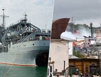 KIJK. Oekraïne raakt weer schip van Russische Zwarte Zeevloot: “Het zal niet makkelijk worden om het te vervangen”