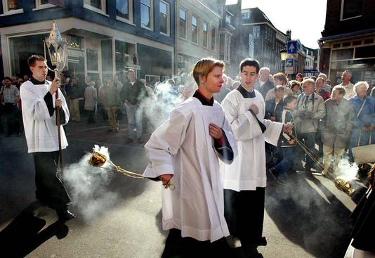 In 2002 werd er een religieuze optocht gehouden als beginsignaal voor de renovatie van de Catharinakathedraal.