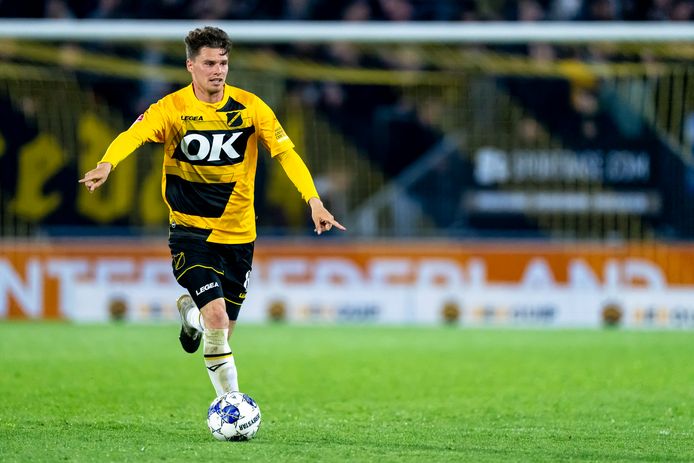 Danny Bakker heeft weinig afspeelmogelijkheden.