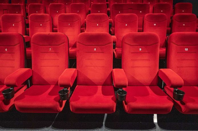 Voorlopig blijven de theaters, bioscopen en concertzalen nog leeg.