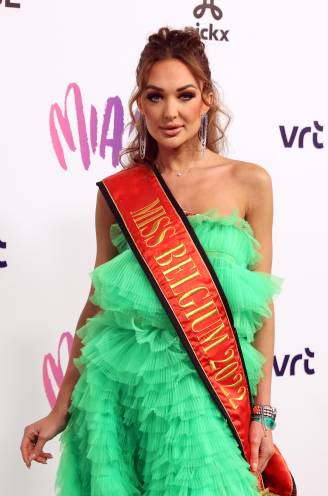 Ex-Miss België Chayenne Van Aarle is opnieuw single:
“Dat ongeval heeft mijn kijk op het leven veranderd”