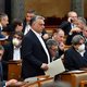 Premier Orbán smoort de vrije pers: tot vijf jaar cel voor ‘fout’ coronanieuws