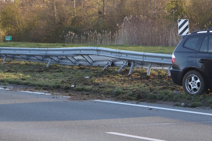 Ongeluk met twee auto's op de A50 bij Sint-Oedenrode.