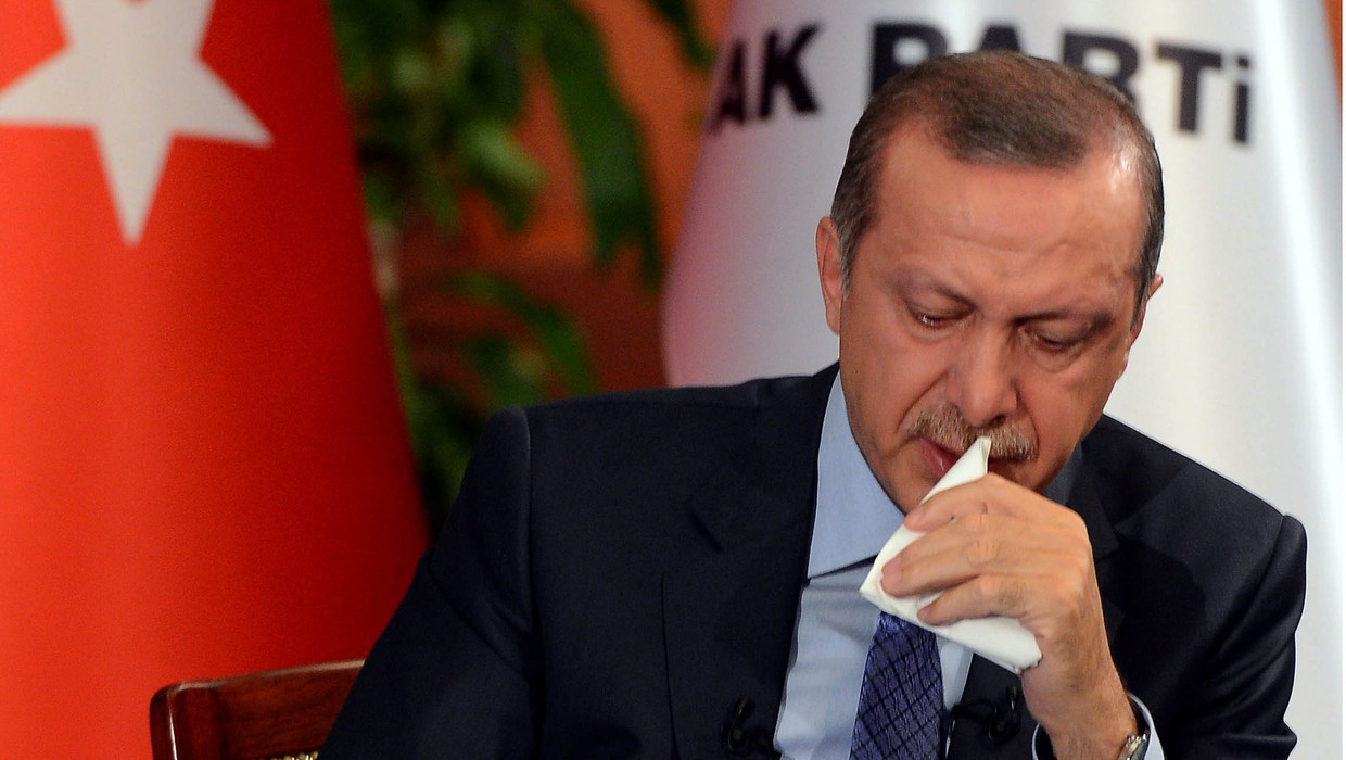 Een huilende Erdogan. Beeld EPA