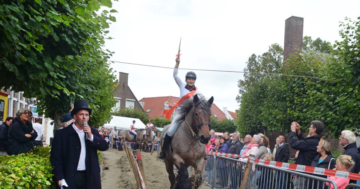 Ringrijders sluiten zomerseizoen in Ouwerkerk af