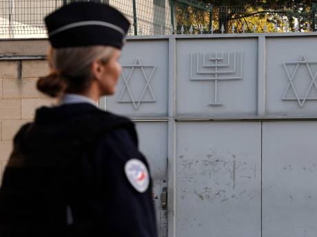 Un homme tué par la police à Rouen alors qu'il tentait de mettre le feu à la synagogue