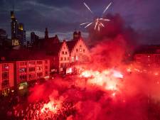 Spelers Eintracht als helden onthaald in Frankfurt: ‘Jullie hebben jezelf onsterfelijk gemaakt’