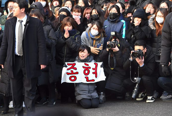 Zuid-Korea rouwt om Kim Jong-Hyun