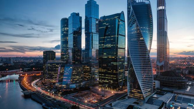Westerse bedrijven die Rusland willen verlaten, lopen aan tegen verplichte betaling aan Moskou