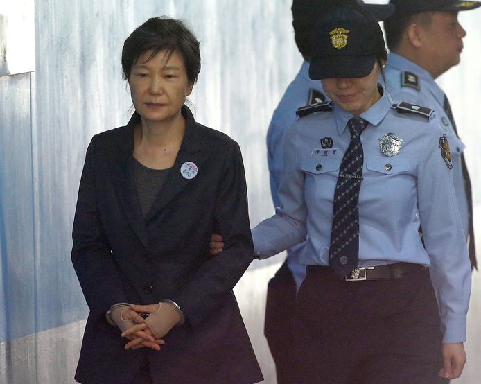 Oud-president Park boycot de zitting in de strafzaak tegen haar al maanden.