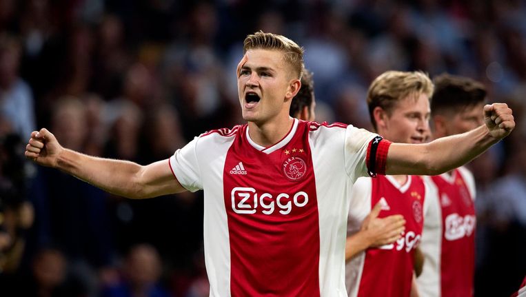 Matthijs de Ligt wil voorlopig bij Ajax blijven Beeld anp