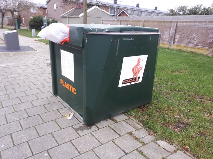 Analist Goed heilige Goes plaatst tijdelijke containers voor plastic afval in wijk Oost |  Bevelanden | pzc.nl