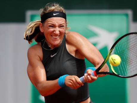 Azarenka al klaar op Roland Garros, Kvitova met moeite verder