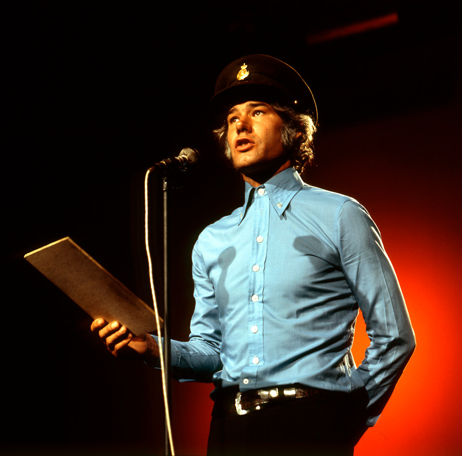 Cabaretier Paul van Vliet ‘Ik heb iets te lang in mijn leven’ Foto AD.nl