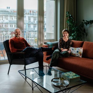 Jamil (58) and Sylvia (58) moved to Weesp but returned to the Indische Buurt: ‘I remember very well when it started to feel wrong’