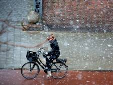 Mix van regen, natte sneeuw en sneeuw in Utrecht in de ochtend