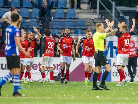 Goselink held Helmond Sport in tijdelijk gestaakte derby tegen FC Eindhoven