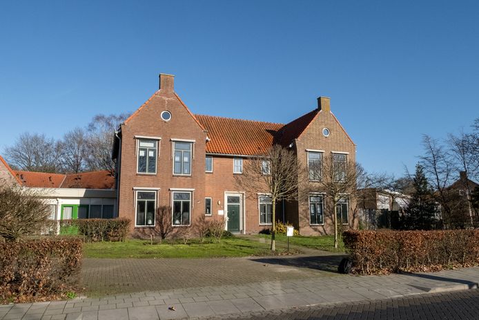 Het Mirtehuis aan de Weseperweg in Heeten.