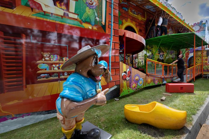 Park Hilaria gaat vandaag van start. De kermis duurt van 30 juli tot en met 8 augustus. Dagelijks van 14.00 uur tot middernacht. Op vrijdag en zaterdag tot 00.30 uur.