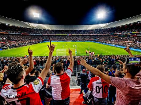 Absolute rampspoed blijft uit bij voetbalclubs: ‘Moeten niet doen alsof de zon schijnt nadat het eventjes heeft geregend’
