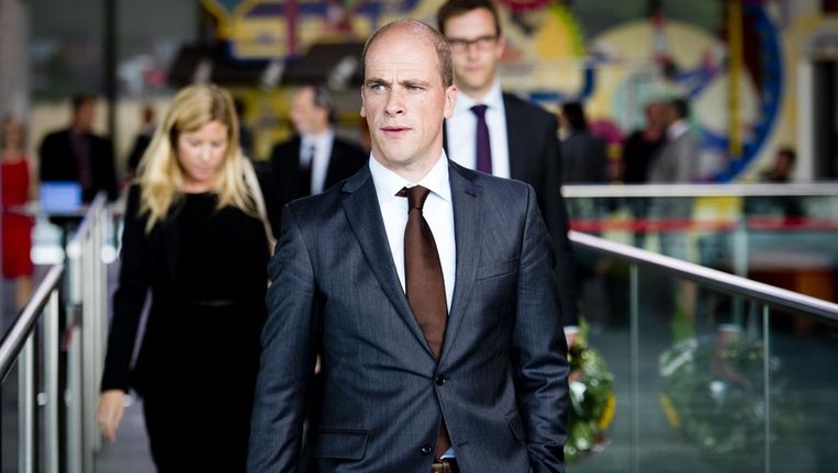 Diederik Samsom (PvdA) na afloop van het NOS Radio 1 Lijsttrekkersdebat. De lijsttrekkers van elf politieke partijen gingen met elkaar in debat. Beeld anp