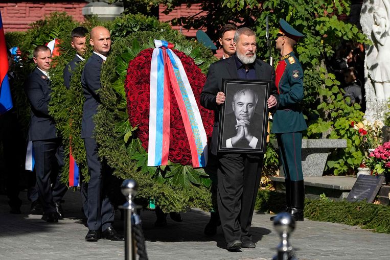 Michail Gorbatsjov is vandaag in Moskou begraven. Beeld AFP