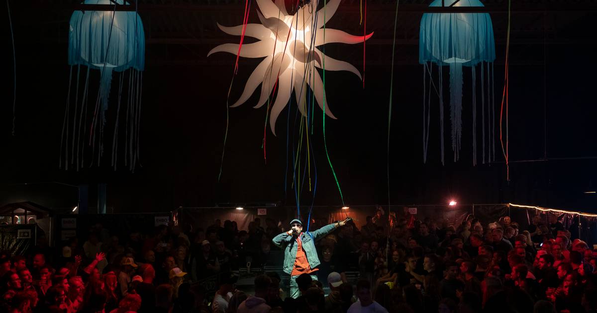 Johnny O.K., 'begonnen als grapje', maakt feestje van Kaaipop - Provinciale Zeeuwse Courant