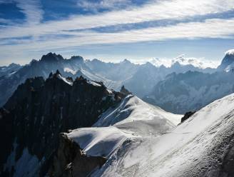 Twee klimmers komen om op Mont Blanc na val van honderden meters