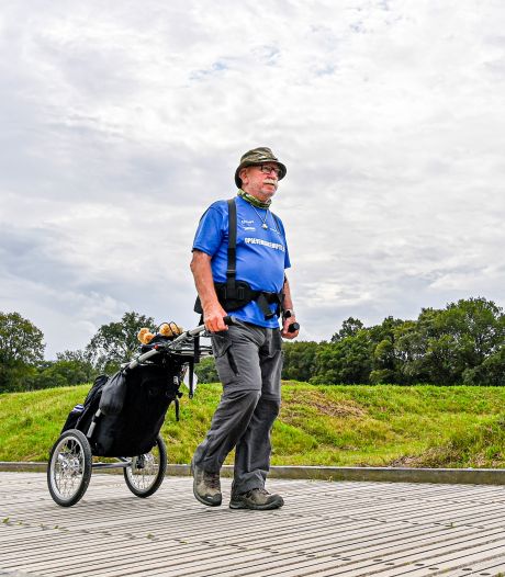 Trotse mega-wandelaar Gerard Althoff  liep 1600 km en is nog lang niet uitgewandeld: ‘Soms liep ik als een oude kerel’