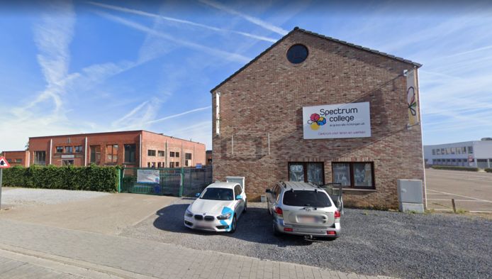 Het Spectrumcollege in Beringen, waar de feiten zich voordeden.