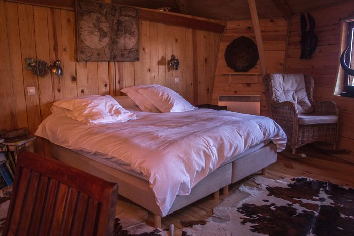 En hiver, quel plaisir de se lover dans les draps bien moelleux du lit king size.