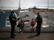 Le port du masque obligatoire à Marseille, mesures renforcées dans les Bouches-du-Rhône
