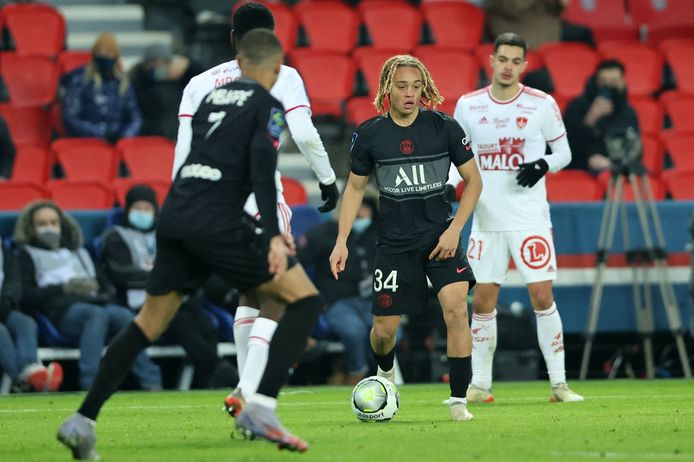 Xavi Simons viel nog in bij PSG.