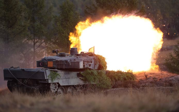 Van dit soort Leopard 2-tanks zal Duitsland er 14 zenden naar Oekraïne.