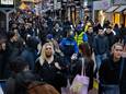 Drukte in de Eindhovense binnenstad tijdens Black Friday in 2020.