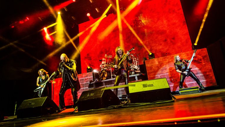 Rob Halford krijste zo hard en hoog dat alle katten en honden in de Kempen plots weer wakker schoten. Beeld Jens Dehaes/Graspop