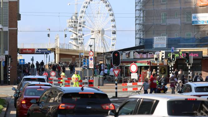 Kassa! Parkeerhufters Scheveningen leveren in één zomer makkelijk 2 miljoen op voor de schatkist