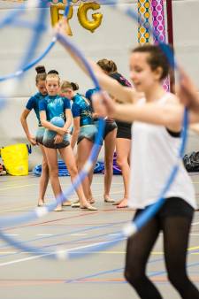 Geen kaartje voor de voorstelling van je eigen kind, het overkwam 80 ouders in Nijverdal: ‘Onze dochter is in tranen’