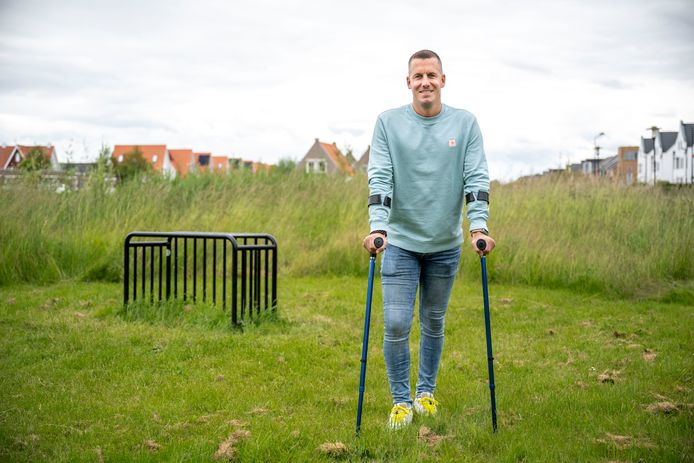 In het been van Terneuzen-voetballer Bert den Hamer groeide een grote tumor:  'Vanaf nu ben je kankerpatiënt' | Deze verhalen mag je niet missen | pzc.nl