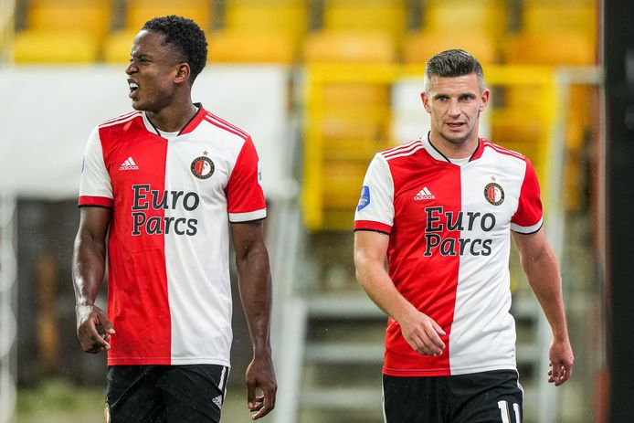 Luis Sinisterra en Bryan Linssen moeten met Feyenoord eerder beginnen aan de Conference League.