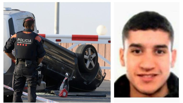 De wagen waarmee de terroristen in Cambrils reden. Rechts de voortvluchtige Younes Abouyaaqoub. Beeld AFP